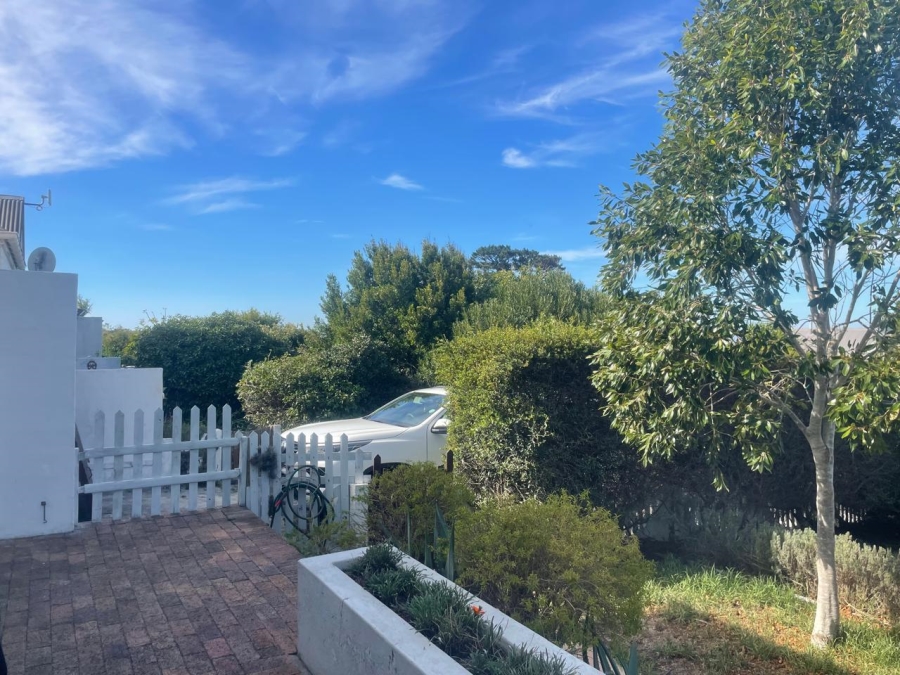 To Let 2 Bedroom Property for Rent in Simons Town Western Cape